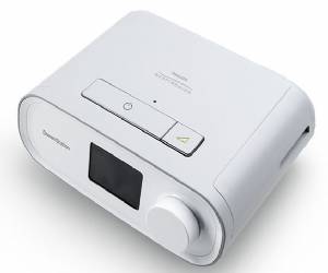DreamStation Auto CPAP Machine